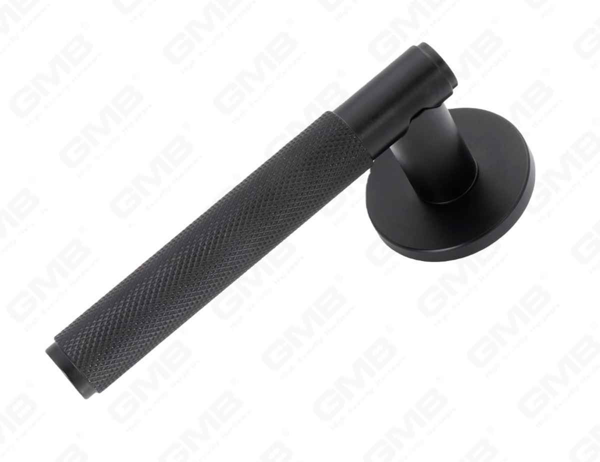 POIGN&Eacute;E EN ALUMINIUM_MG_8308