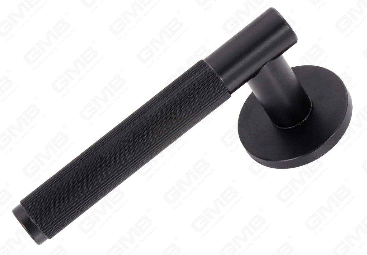 POIGN&Eacute;E EN ALUMINIUM_MG_8289