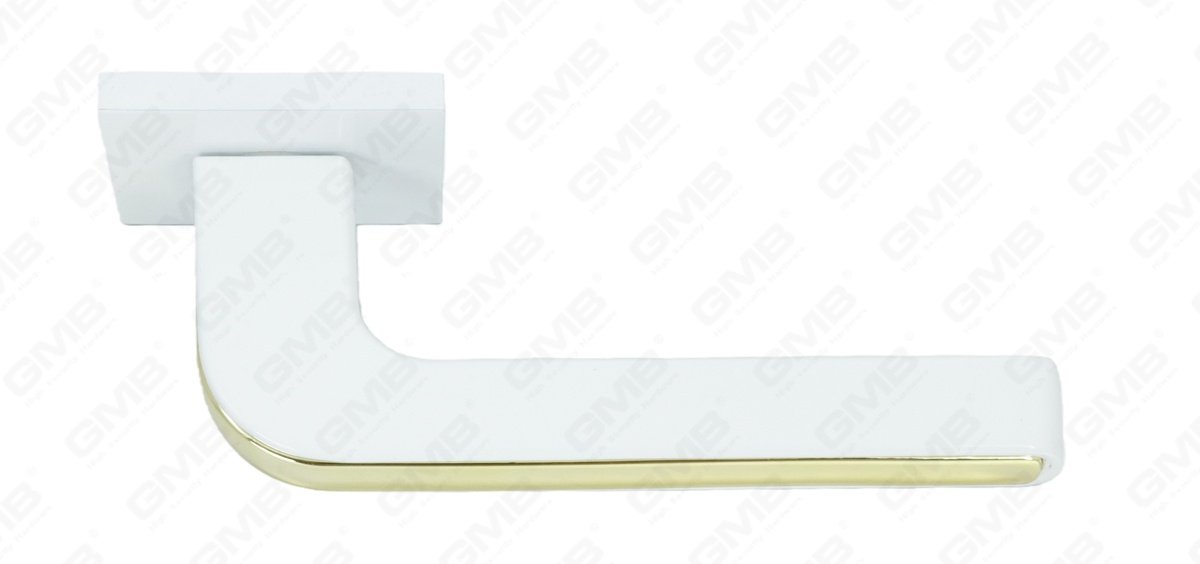 POIGN&Eacute;E EN ALUMINIUM_MG_9468