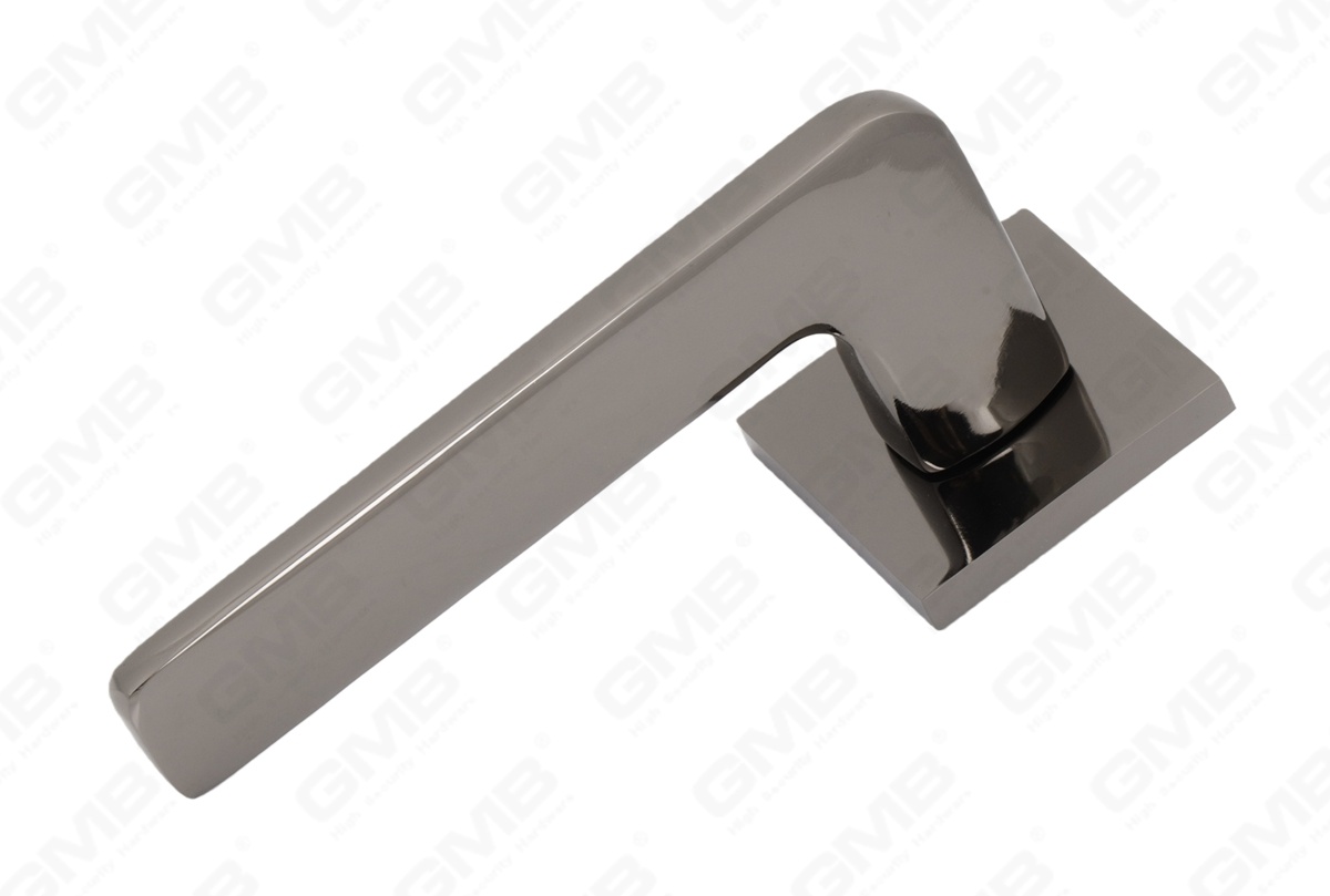 POIGN&Eacute;E EN ALUMINIUM_MG_5327