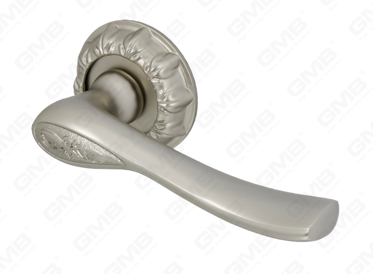 POIGN&Eacute;E EN ALUMINIUM_MG_9933