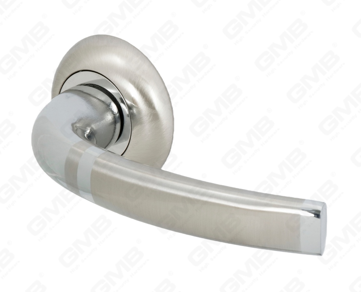 POIGN&Eacute;E EN ALUMINIUM_MG_9882