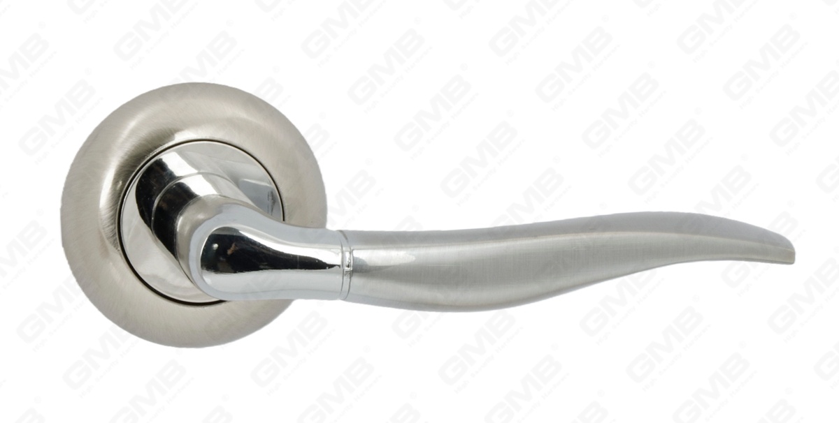 POIGN&Eacute;E EN ALUMINIUM_MG_9800