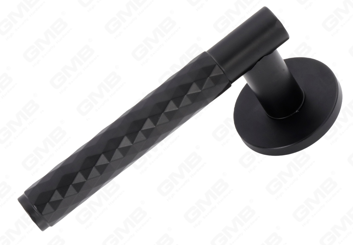 POIGN&Eacute;E EN ALUMINIUM_MG_8280