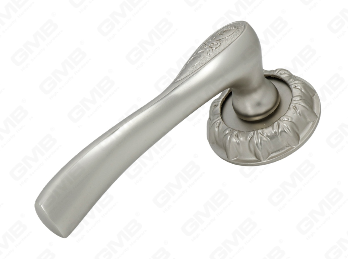 POIGN&Eacute;E EN ALUMINIUM_MG_9935