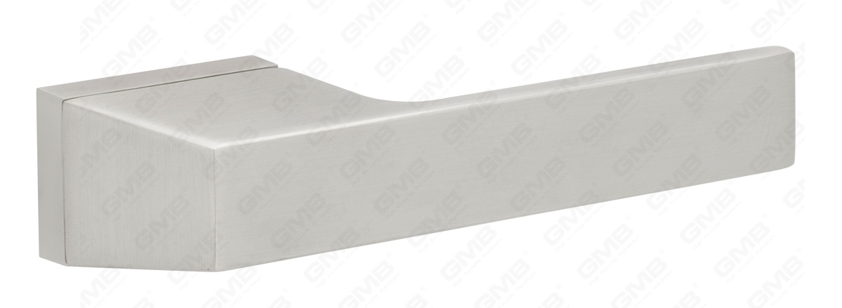 POIGN&Eacute;E EN ALUMINIUM_MG_0390-2