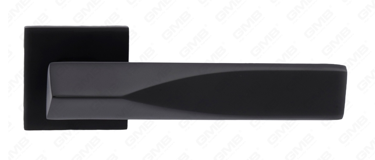 POIGN&Eacute;E EN ALUMINIUM_MG_8471