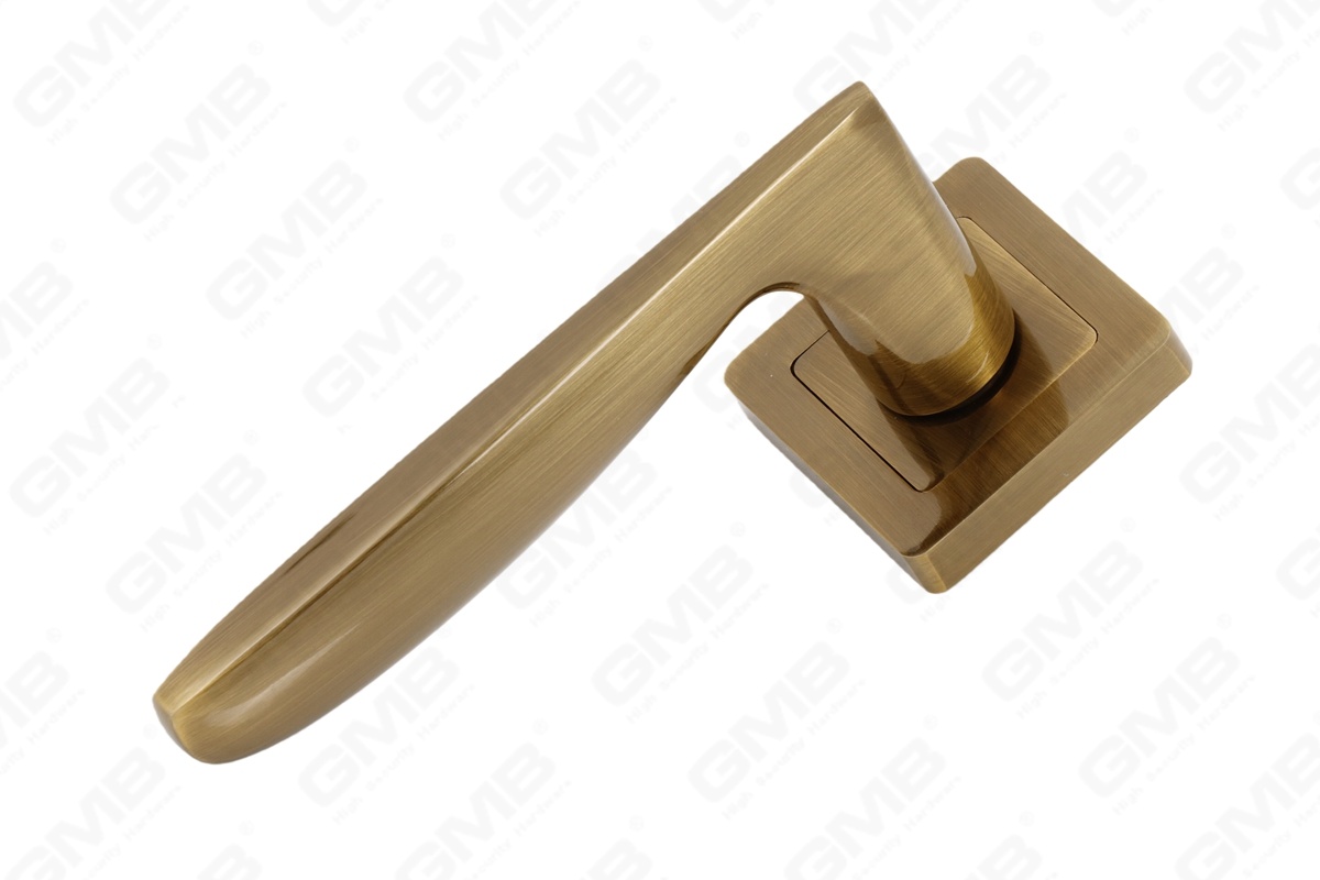 POIGN&Eacute;E EN ALUMINIUM_MG_2106