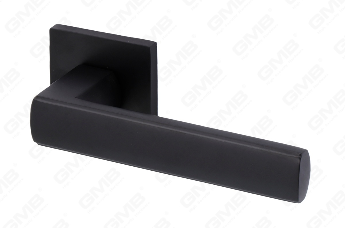 POIGN&Eacute;E EN ALUMINIUM_MG_0399