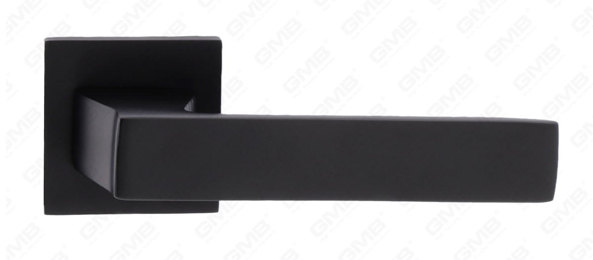 POIGN&Eacute;E EN ALUMINIUM_MG_8533