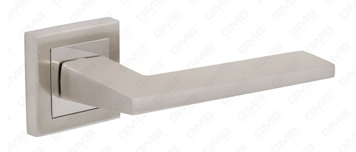 POIGN&Eacute;E EN ALUMINIUM1_MG_2002