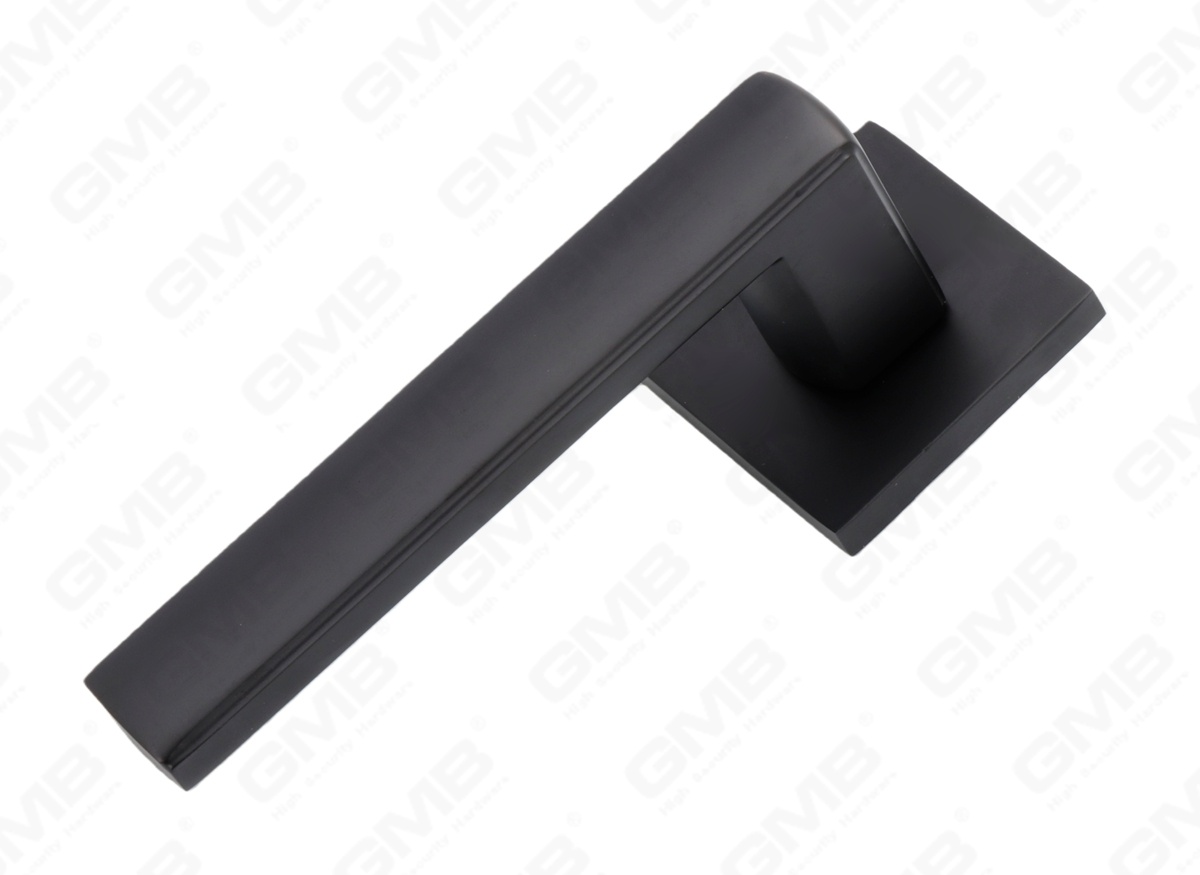 POIGN&Eacute;E EN ALUMINIUM_MG_0400