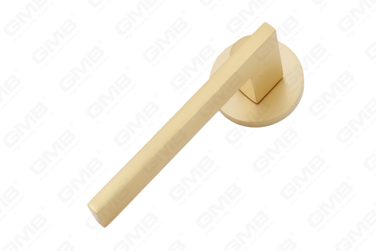 POIGN&Eacute;E EN ALUMINIUM_MG_2197