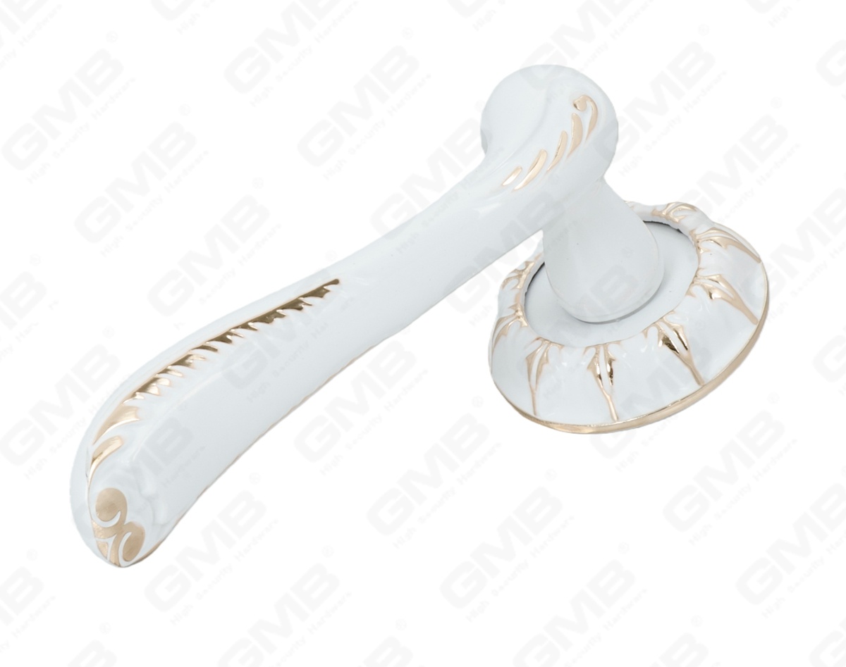 POIGN&Eacute;E EN ALUMINIUM_MG_9922