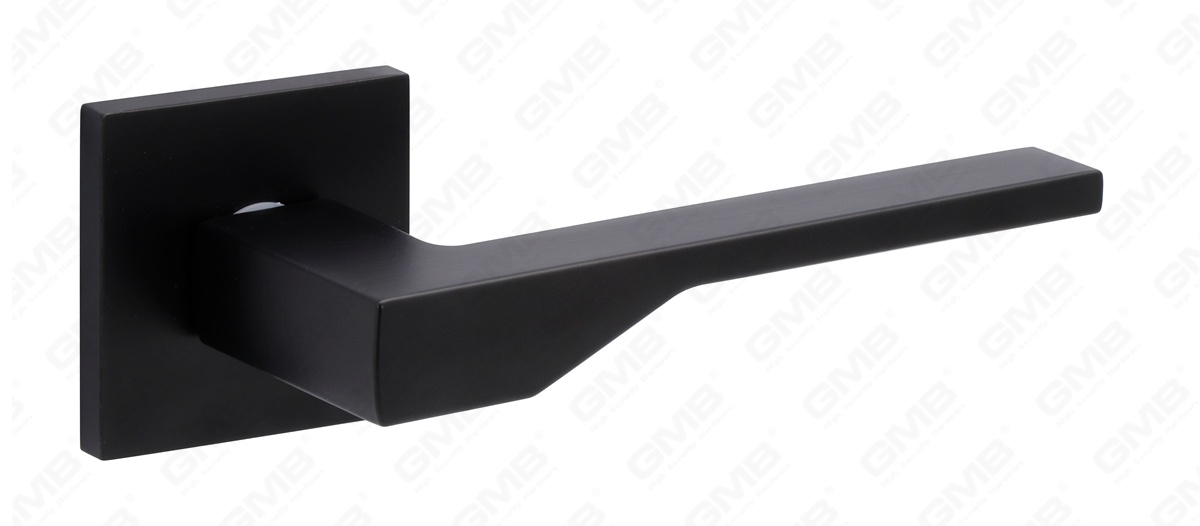 POIGN&Eacute;E EN ALUMINIUM_MG_0384