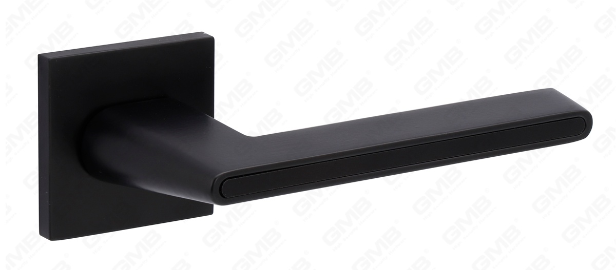 POIGN&Eacute;E EN ALUMINIUM_MG_0383