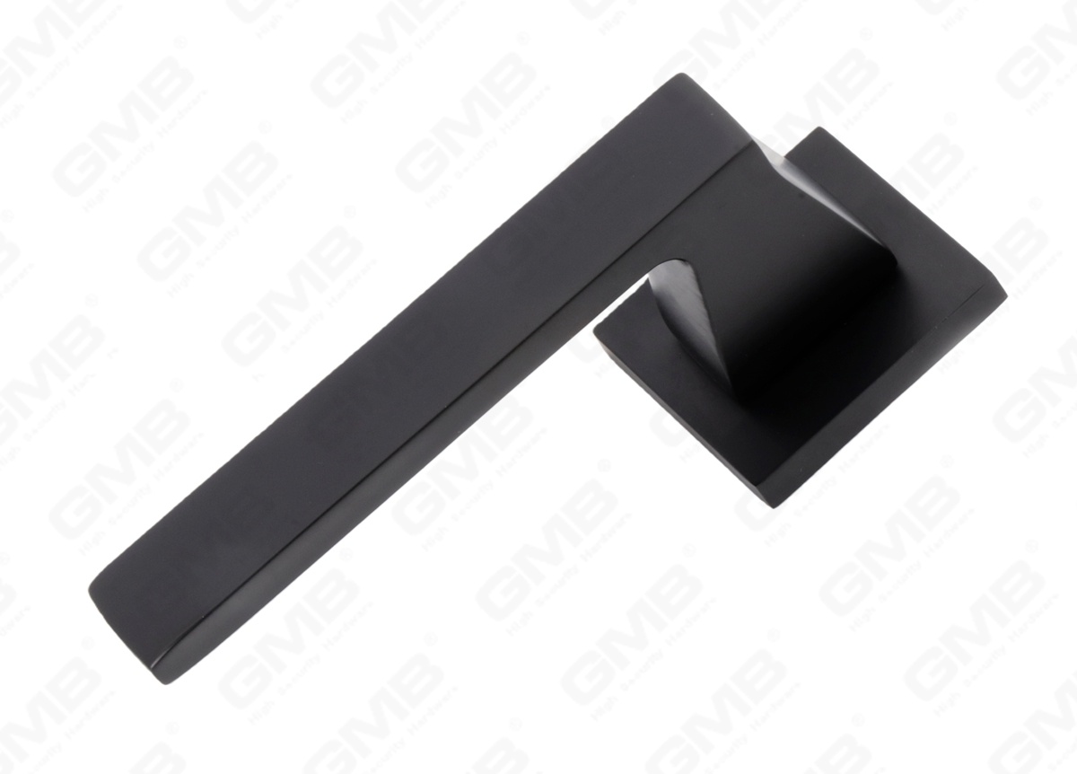 POIGN&Eacute;E EN ALUMINIUM_MG_8535