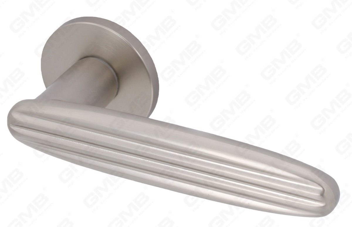 POIGN&Eacute;E EN ALUMINIUM_MG_8202