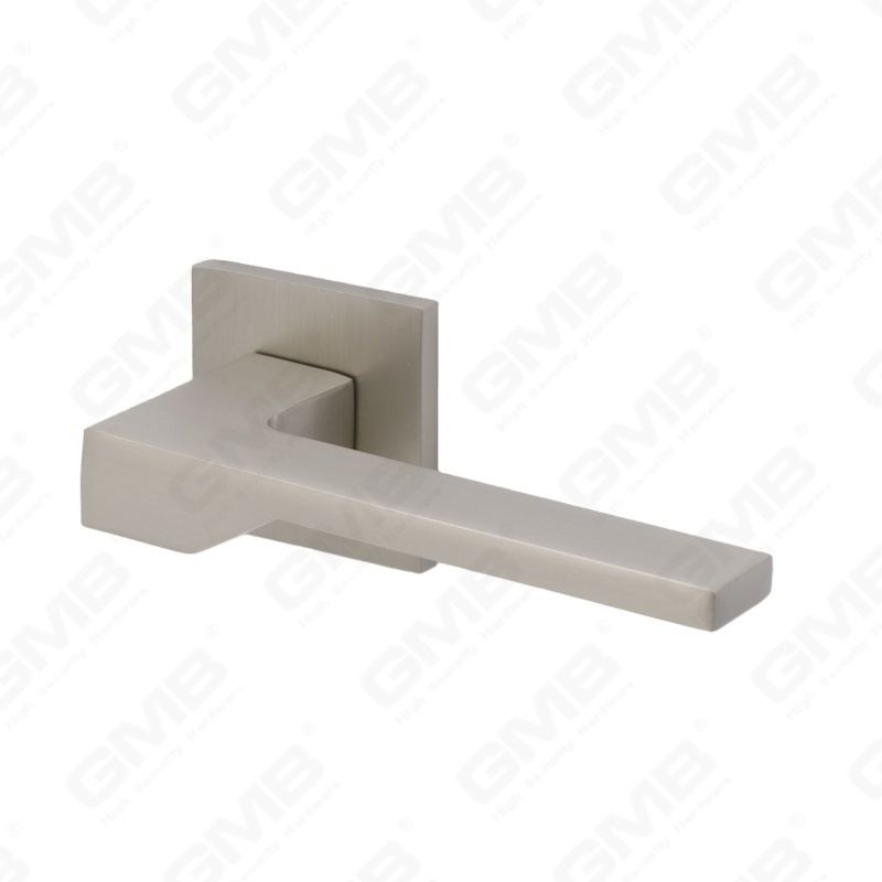 POIGN&Eacute;E EN ALUMINIUM_MG_2213