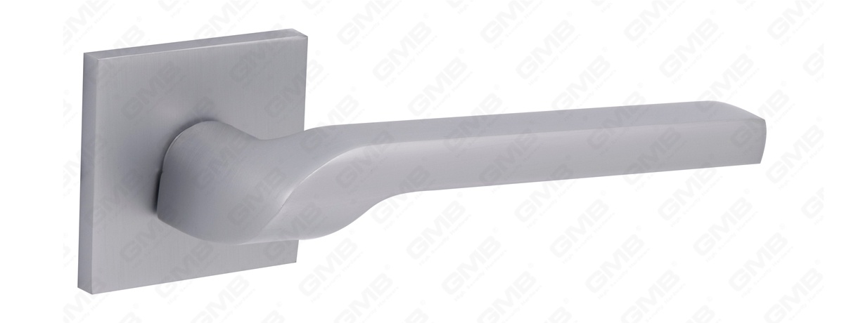 POIGN&Eacute;E EN ALUMINIUM_MG_5300