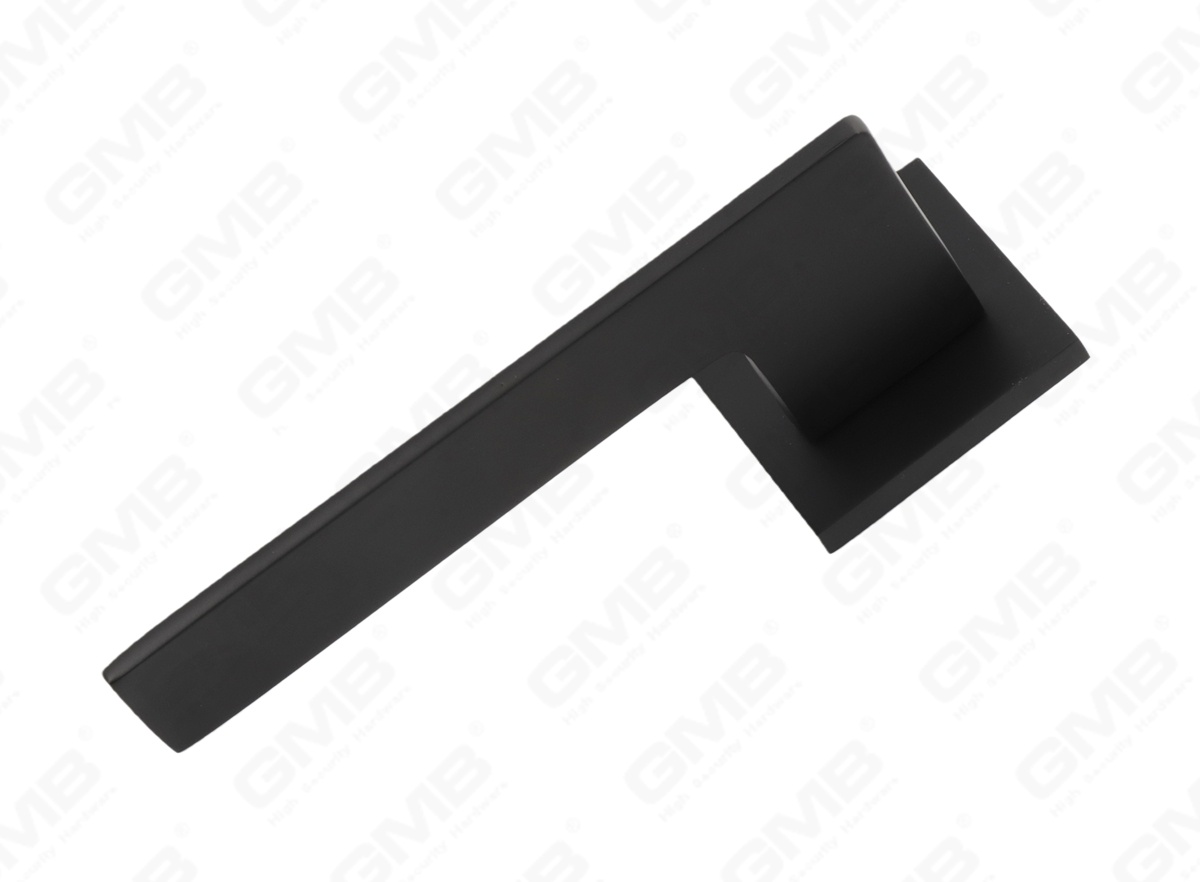 POIGN&Eacute;E EN ALUMINIUM_MG_2281