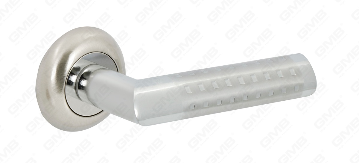 POIGN&Eacute;E EN ALUMINIUMaa_MG_9721