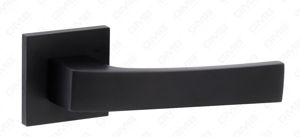 POIGN&Eacute;E EN ALUMINIUM_MG_8449