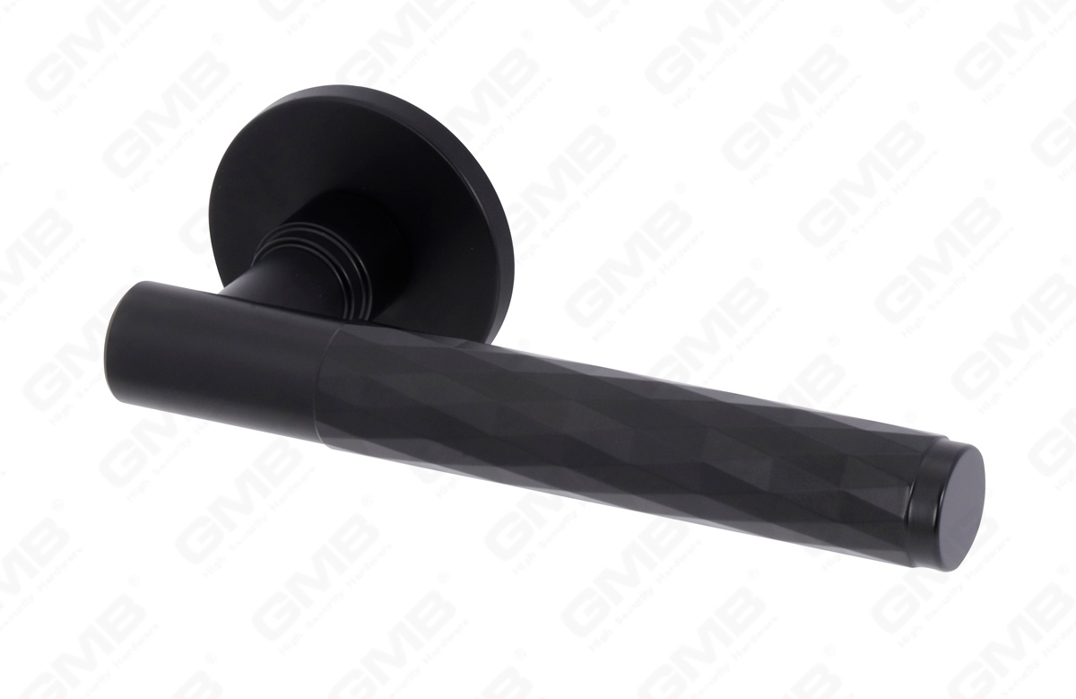 POIGN&Eacute;E EN ALUMINIUM_MG_8297