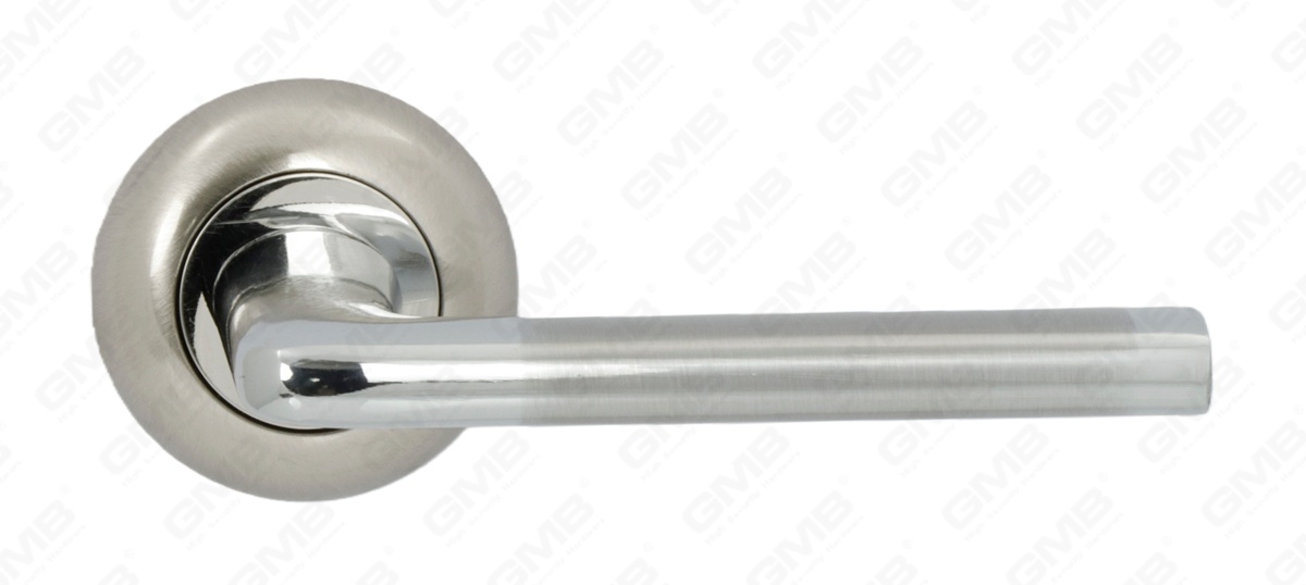 POIGN&Eacute;E EN ALUMINIUM_MG_9750