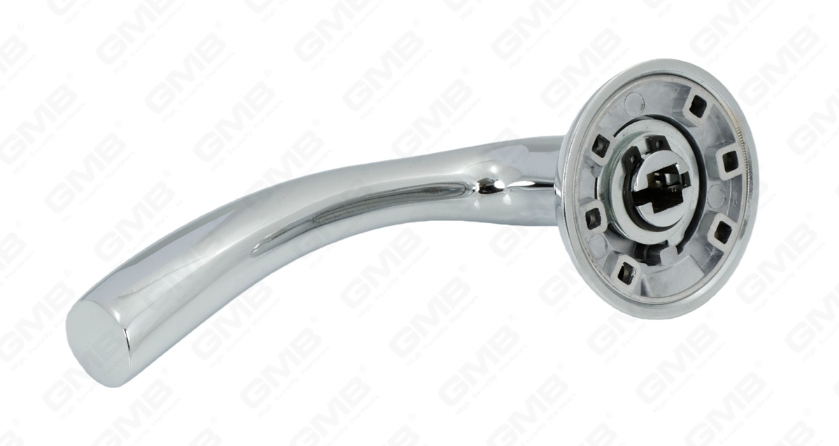 POIGN&Eacute;E EN ALUMINIUM_MG_9871