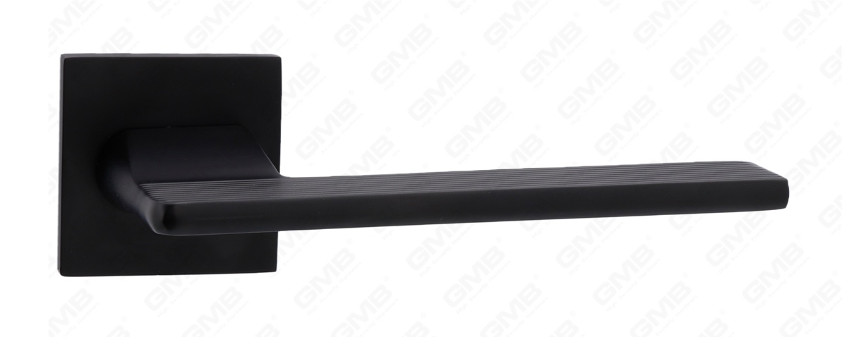 POIGN&Eacute;E EN ALUMINIUM_MG_0394