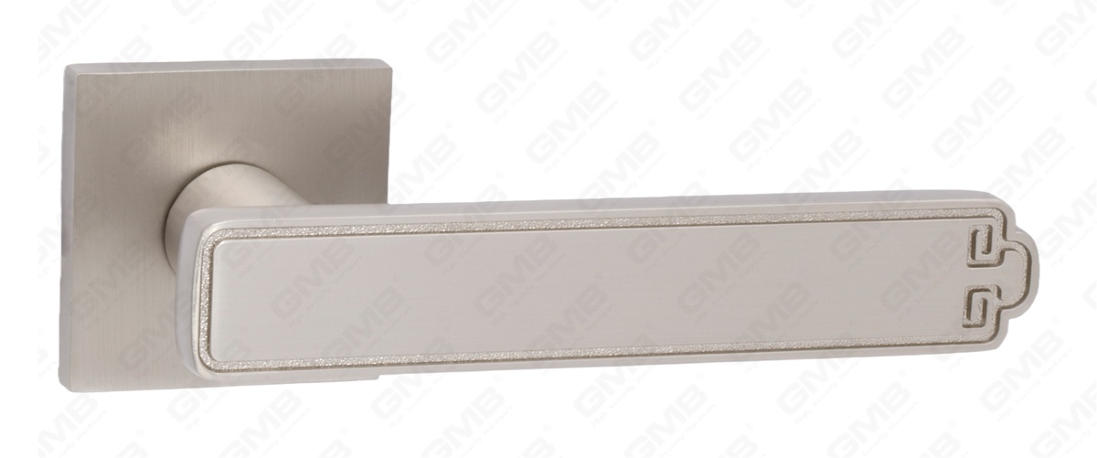 POIGN&Eacute;E EN ALUMINIUM_MG_8232