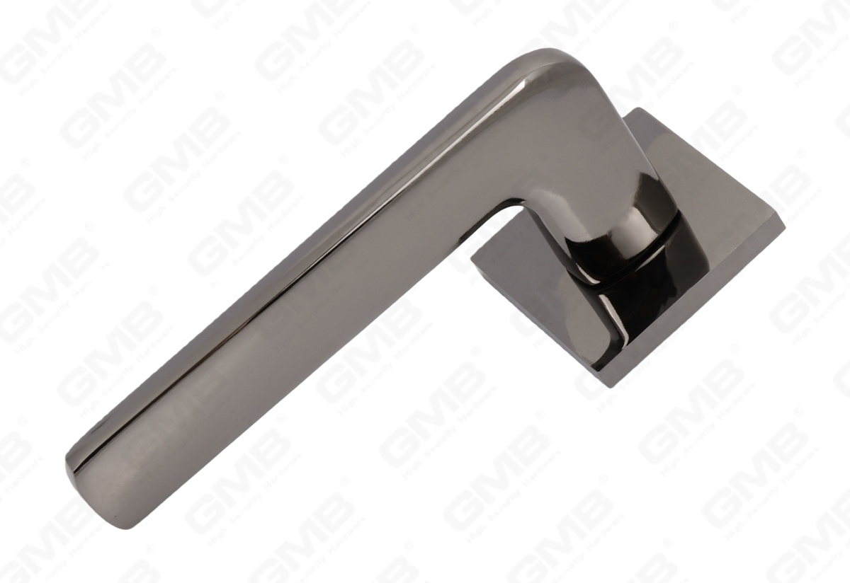 POIGN&Eacute;E EN ALUMINIUM_MG_5700