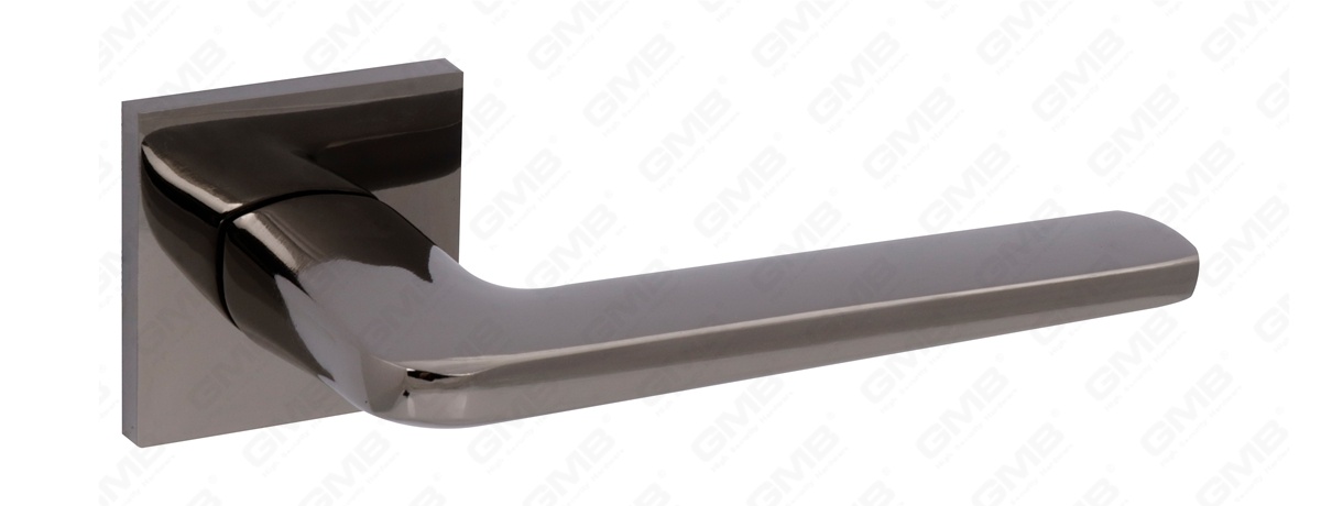 POIGN&Eacute;E EN ALUMINIUM_MG_5694