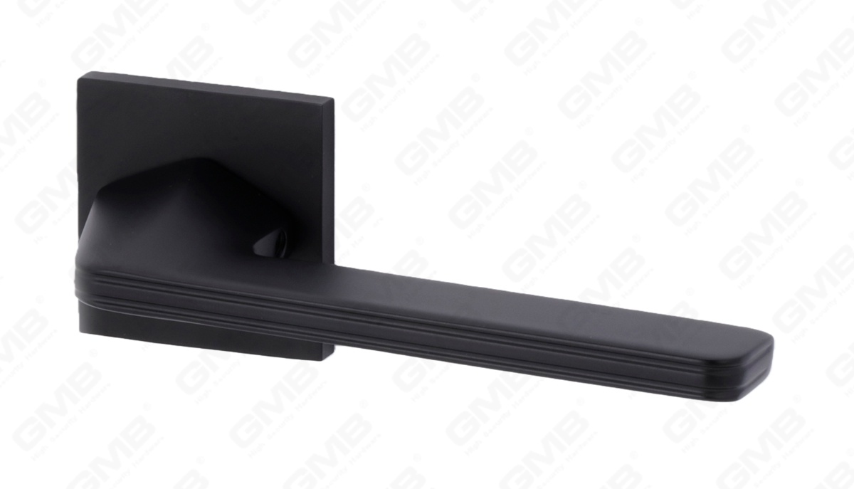 POIGN&Eacute;E EN ALUMINIUM_MG_8422