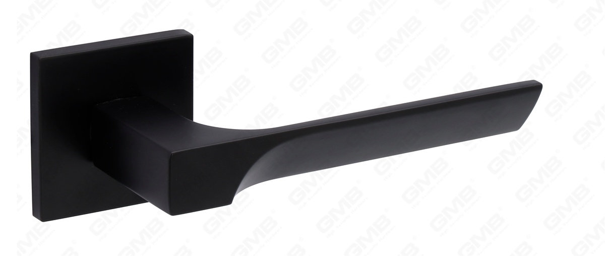 POIGN&Eacute;E EN ALUMINIUM_MG_0381