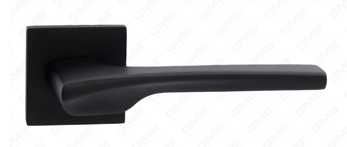 POIGN&Eacute;E EN ALUMINIUM_MG_0410