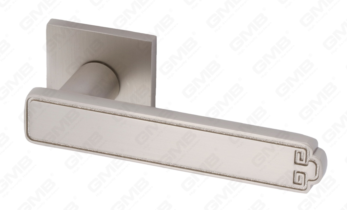 POIGN&Eacute;E EN ALUMINIUM_MG_8233