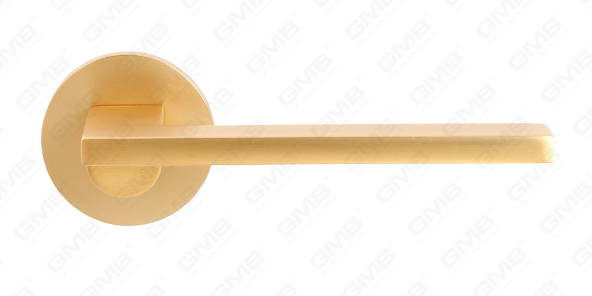 POIGN&Eacute;E EN ALUMINIUM_MG_2188