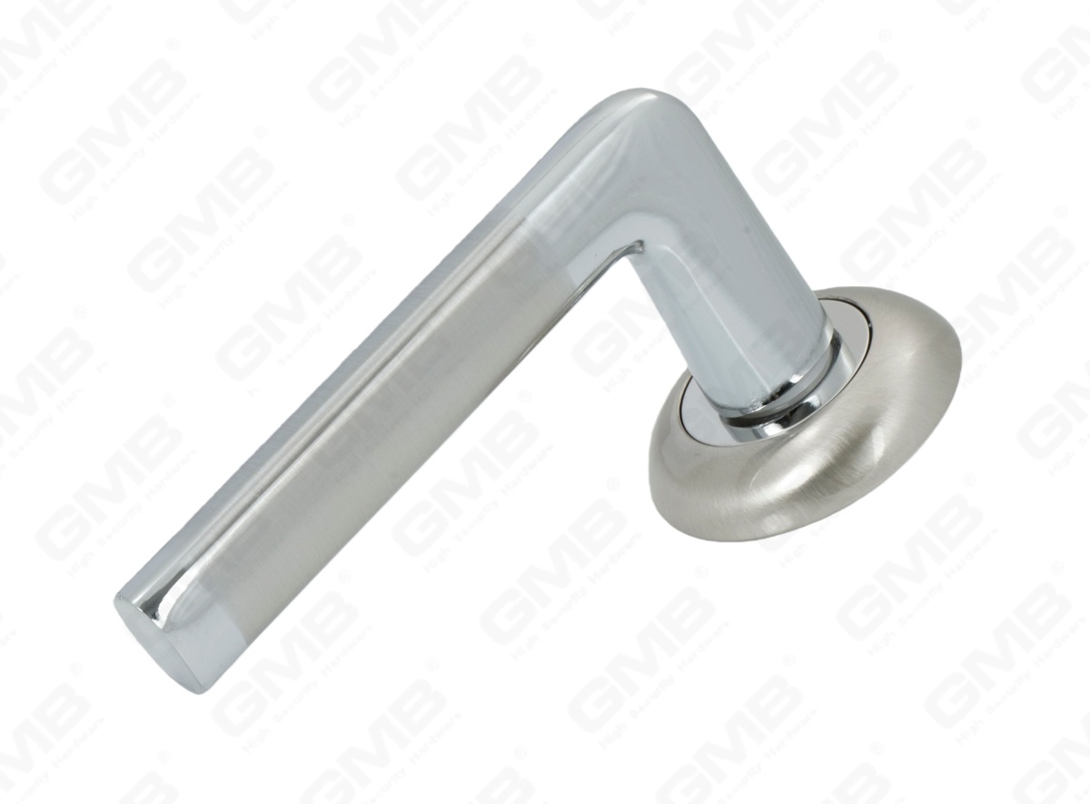 POIGN&Eacute;E EN ALUMINIUM_MG_9766