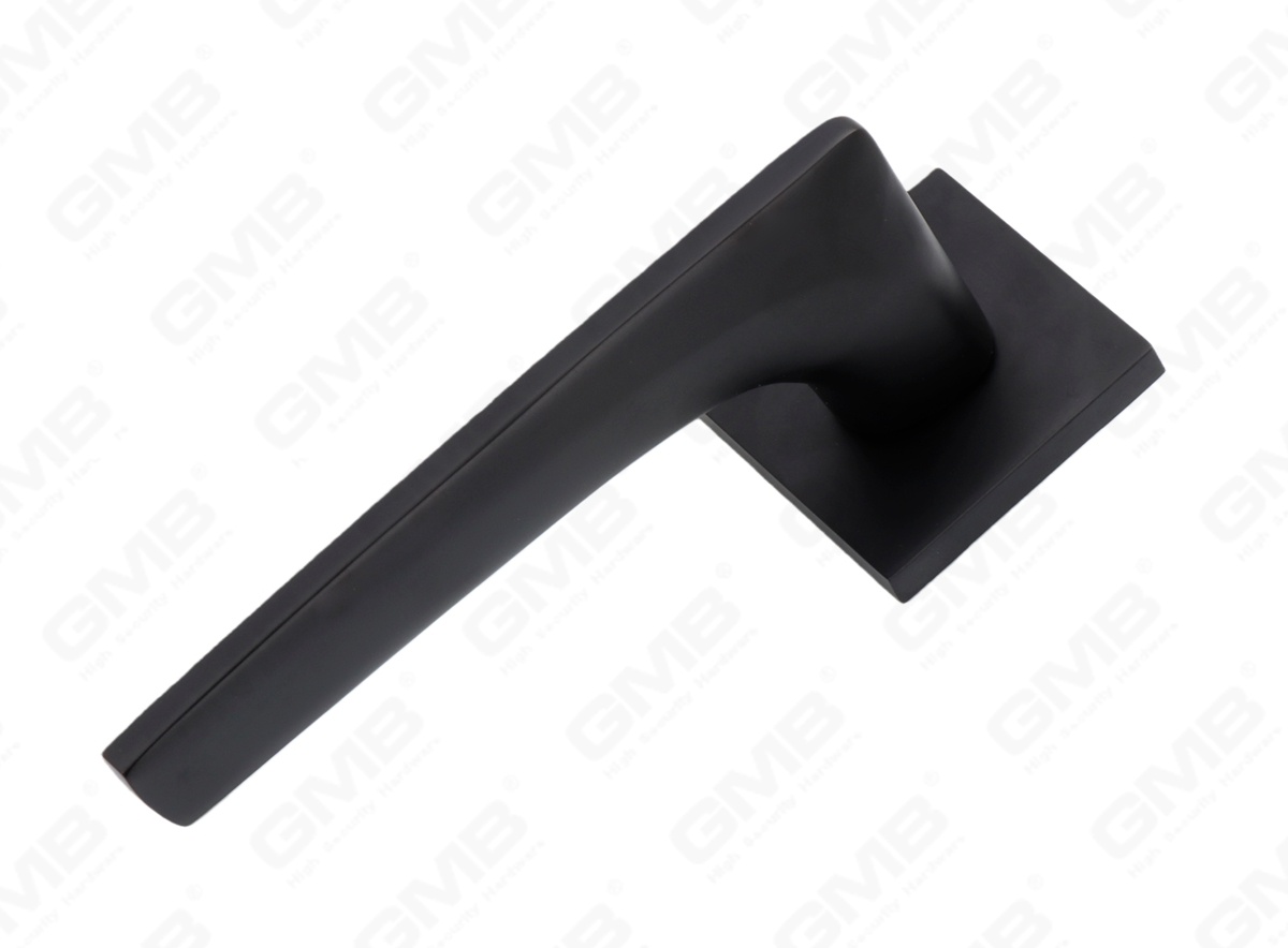 POIGN&Eacute;E EN ALUMINIUM_MG_0404