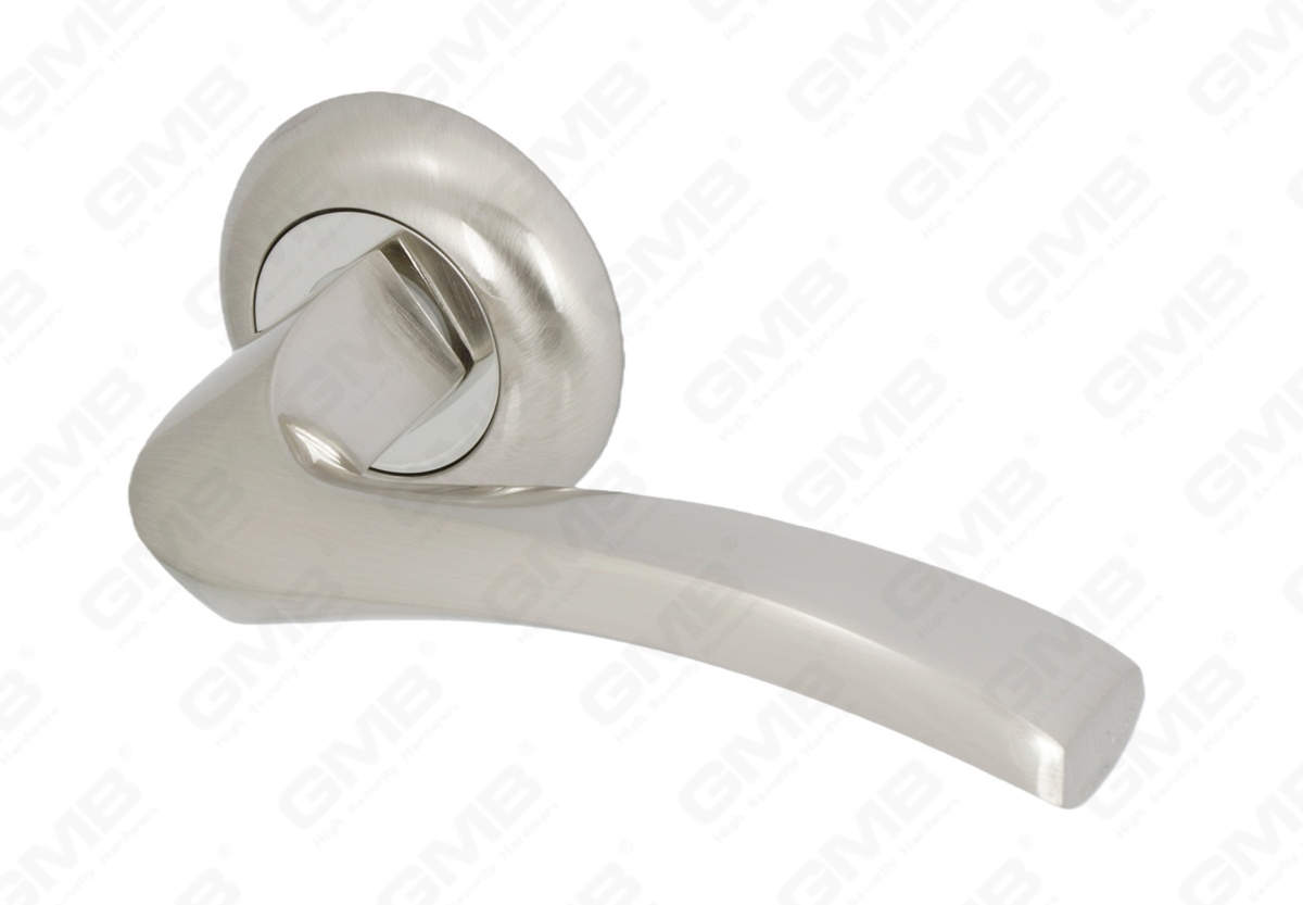 POIGN&Eacute;E EN ALUMINIUM_MG_9793