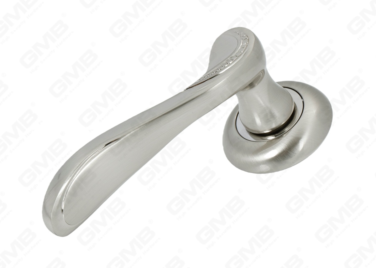 POIGN&Eacute;E EN ALUMINIUM_MG_9827