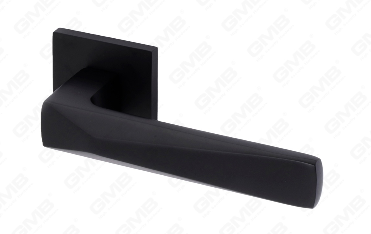 POIGN&Eacute;E EN ALUMINIUM_MG_8443