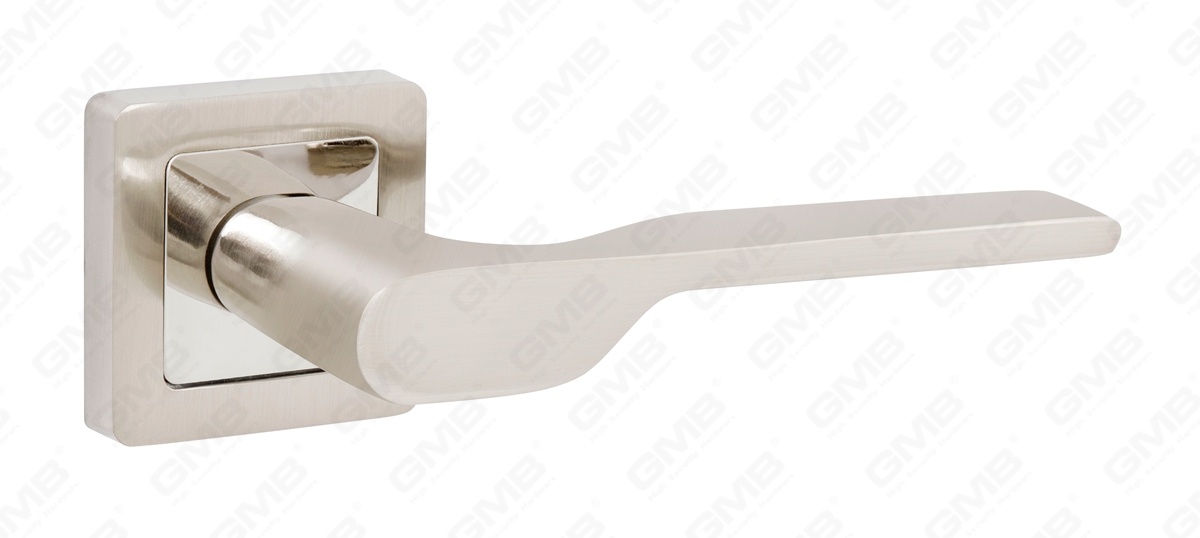 POIGN&Eacute;E EN ALUMINIUM1_MG_2087