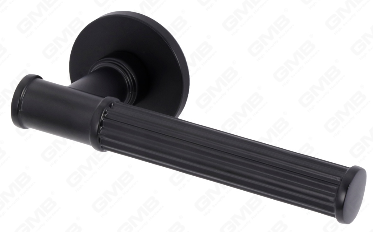 POIGN&Eacute;E EN ALUMINIUM_MG_8268