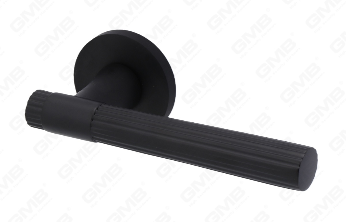 POIGN&Eacute;E EN ALUMINIUM_MG_0428