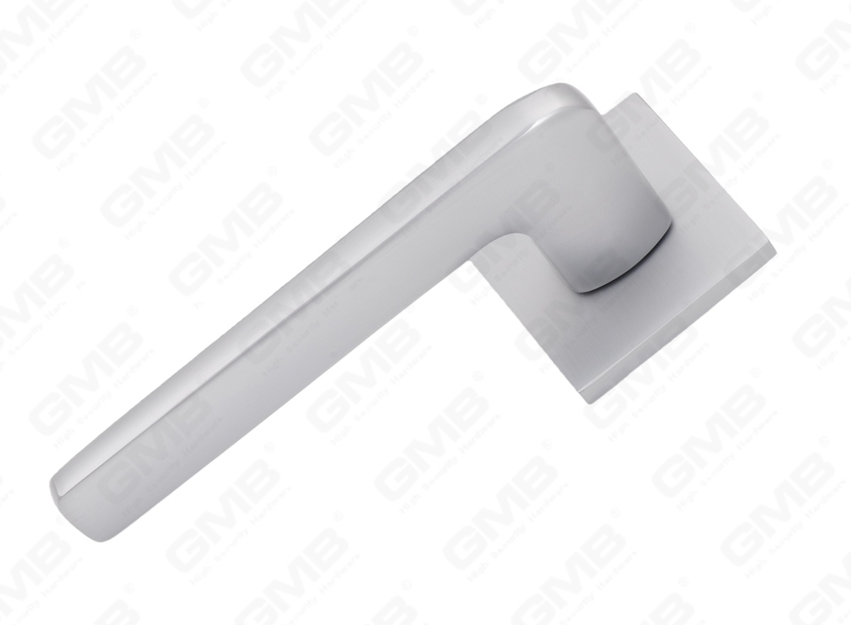 POIGN&Eacute;E EN ALUMINIUM_MG_5340