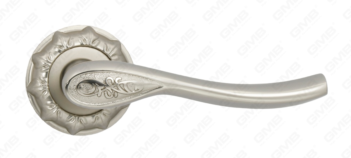 POIGN&Eacute;E EN ALUMINIUM_MG_9924