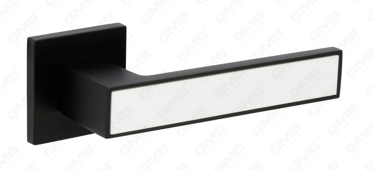 POIGN&Eacute;E EN ALUMINIUM9403